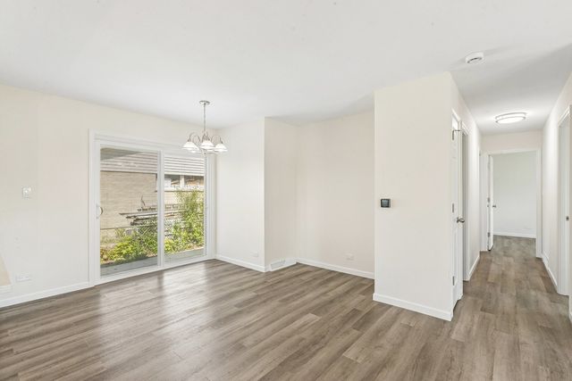 866 Clark Lane, Des Plaines, IL 60016