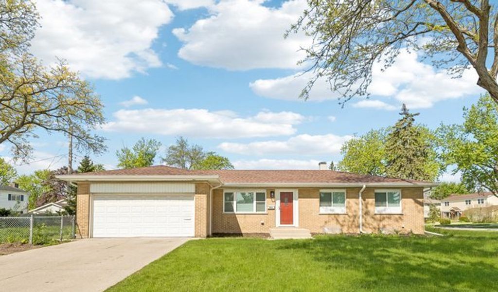 866 Clark Lane, Des Plaines, IL 60016