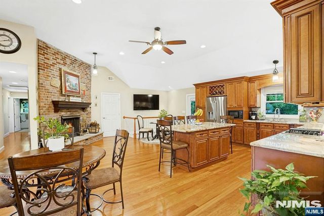 19 Wescott Street, Old Tappan, NJ 07675