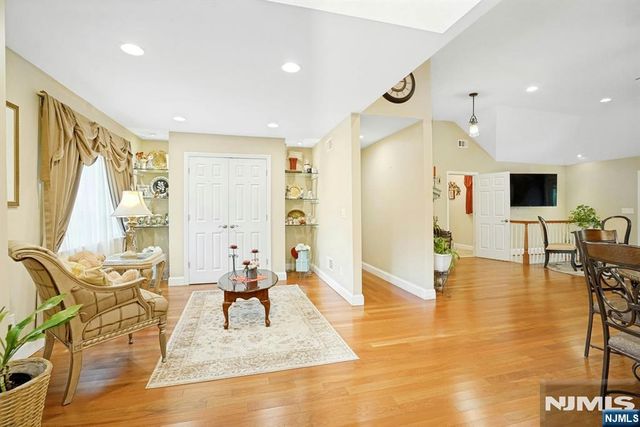 19 Wescott Street, Old Tappan, NJ 07675