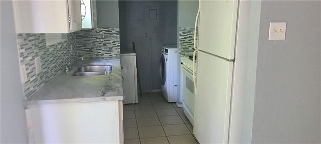 822 Sahara Ave A, Austin, TX 78745