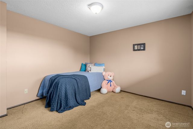 1561 S MacArthur Street, Tacoma, WA 98465