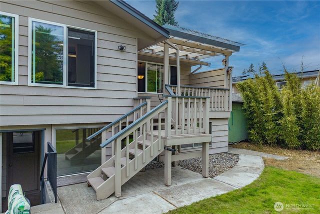 1561 S MacArthur Street, Tacoma, WA 98465