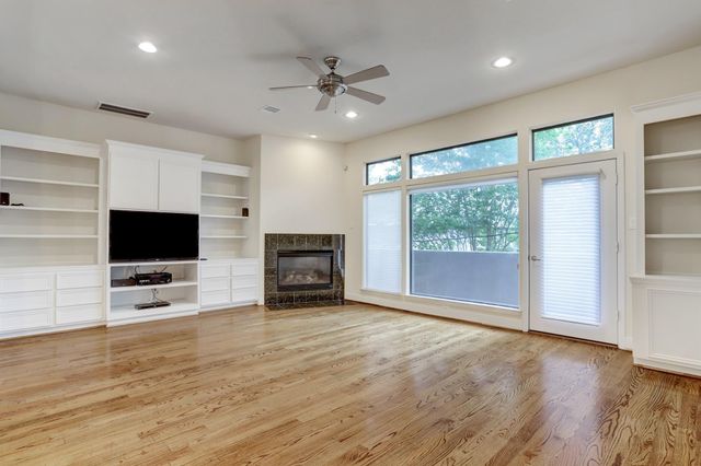 6911 Staffordshire Boulevard, Houston, TX 77030