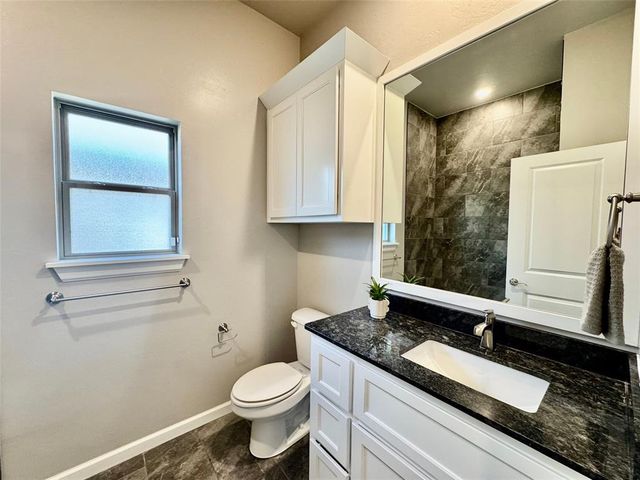 716 E Barajas Terrace, Mustang, OK 73064