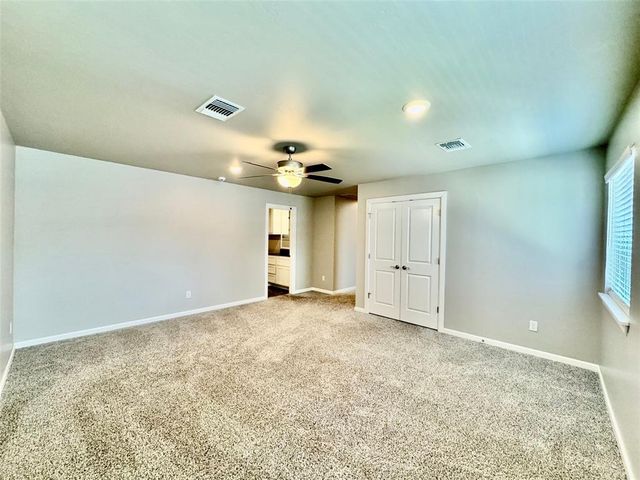 716 E Barajas Terrace, Mustang, OK 73064