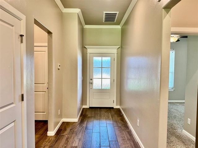 716 E Barajas Terrace, Mustang, OK 73064