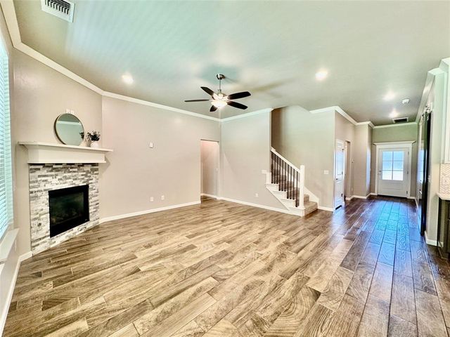 716 E Barajas Terrace, Mustang, OK 73064