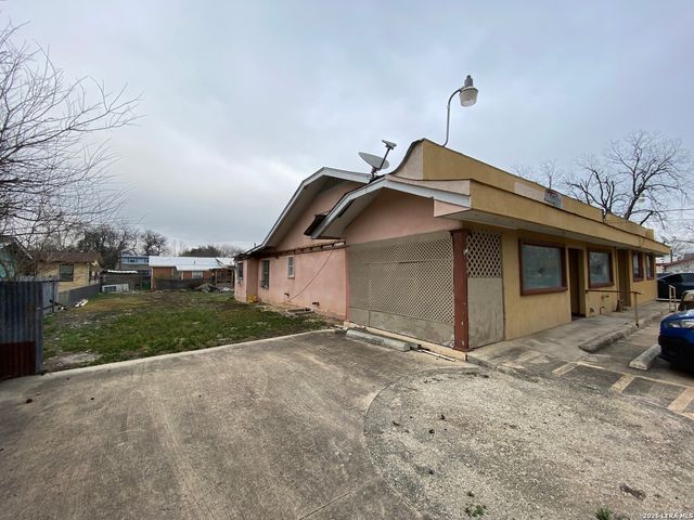 755 Division, San Antonio, TX 78225