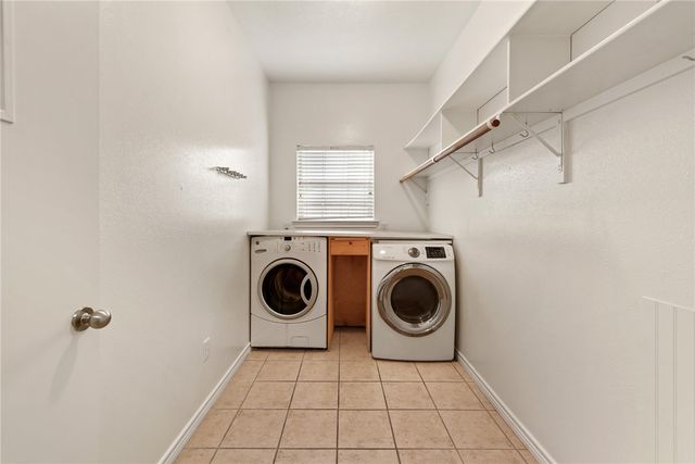1207 Martinsville Lane, College Station, TX 77845
