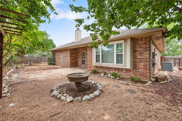1207 Martinsville Lane, College Station, TX 77845