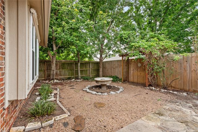 1207 Martinsville Lane, College Station, TX 77845