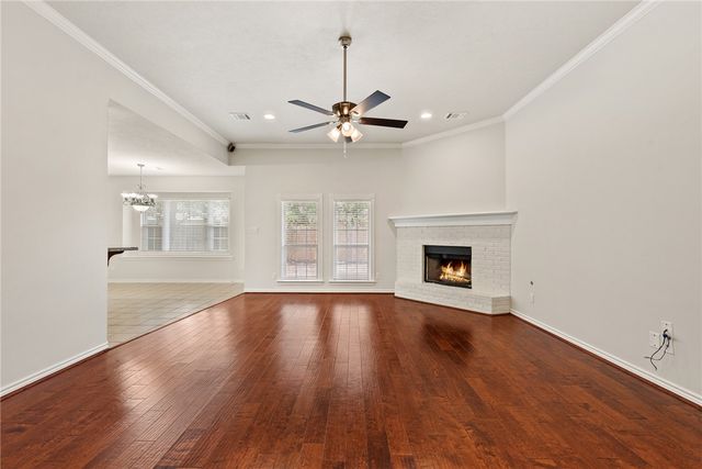 1207 Martinsville Lane, College Station, TX 77845