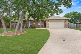 1207 Martinsville Lane, College Station, TX 77845