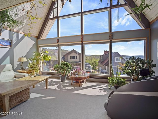 360 Crestview Drive, Park City, UT 84098