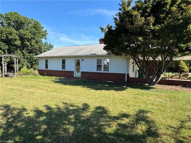 200 W King Street, King, NC 27021