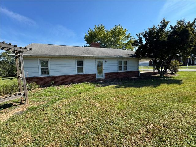 200 W King Street, King, NC 27021