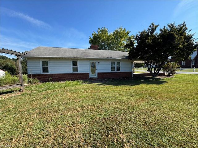 200 W King Street, King, NC 27021