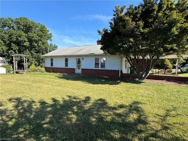 200 W King Street, King, NC 27021