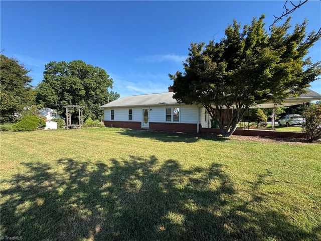 200 W King Street, King, NC 27021