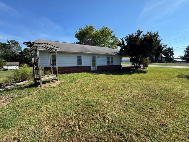 200 W King Street, King, NC 27021