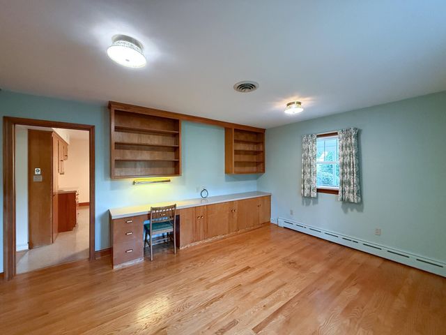 47 GISH LN, Staunton, VA 24401