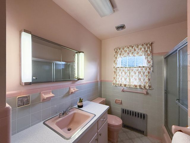 47 GISH LN, Staunton, VA 24401