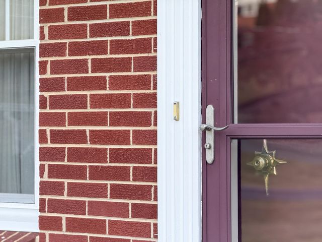 47 GISH LN, Staunton, VA 24401