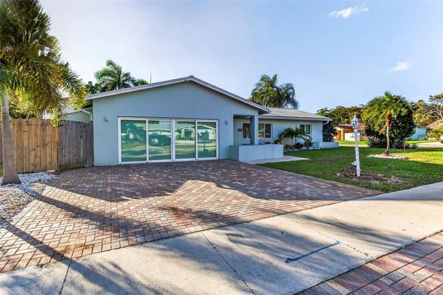 6847 NW 27th Way, Fort Lauderdale, FL 33309
