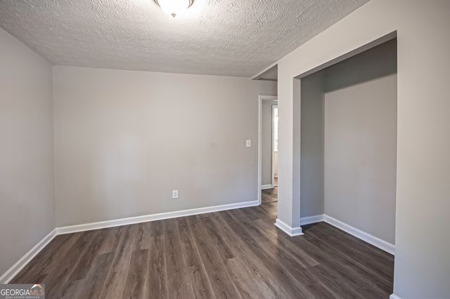 8454 Hightower Trail, Snellville, GA 30039