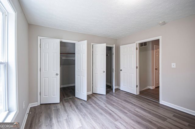 8454 Hightower Trail, Snellville, GA 30039
