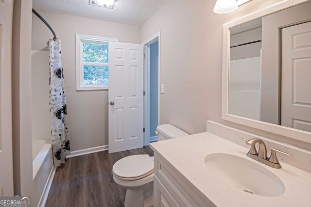 8454 Hightower Trail, Snellville, GA 30039