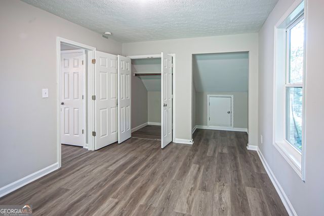 8454 Hightower Trail, Snellville, GA 30039