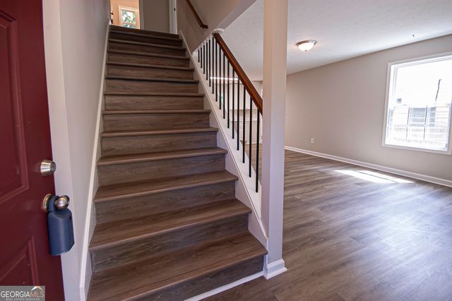 8454 Hightower Trail, Snellville, GA 30039