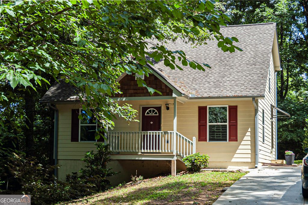 8454 Hightower Trail, Snellville, GA 30039
