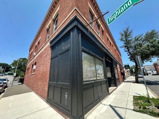 100 Cabot 7, Beverly, MA 01915