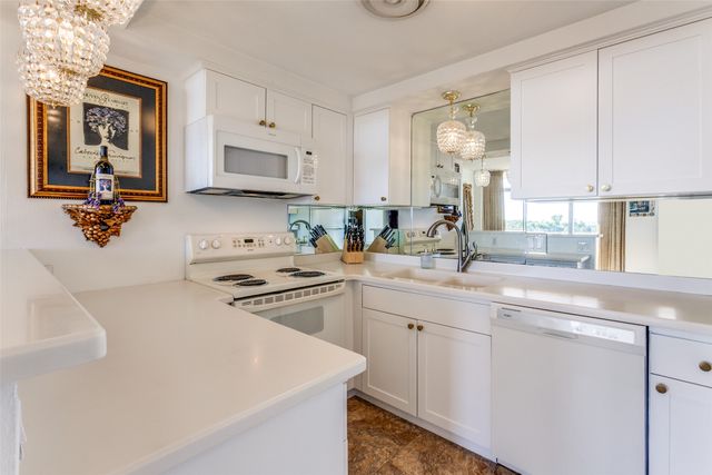 6211 W Northwest Highway 503, Dallas, TX 75225