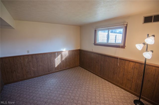 3841 Nottingham Avenue, Youngstown, OH 44511