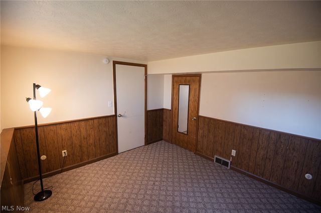 3841 Nottingham Avenue, Youngstown, OH 44511