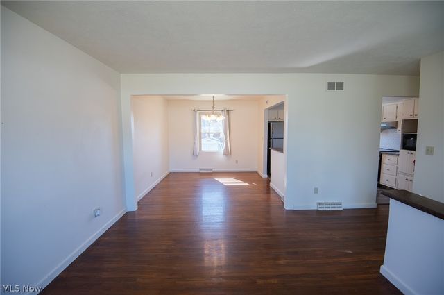 3841 Nottingham Avenue, Youngstown, OH 44511