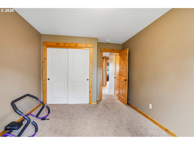286 Se CONDOR Dr, Gresham, OR 97080