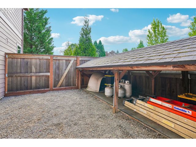 286 Se CONDOR Dr, Gresham, OR 97080