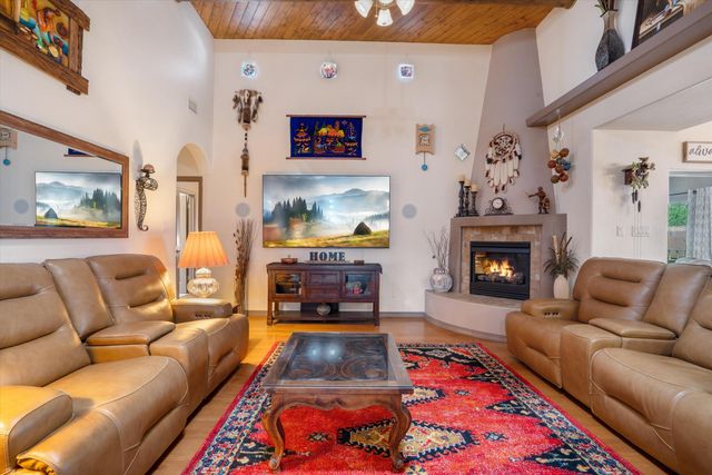 3217 Nativitas Road NE, Rio Rancho, NM 87144