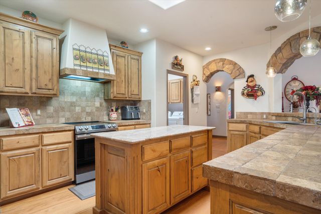 3217 Nativitas Road NE, Rio Rancho, NM 87144