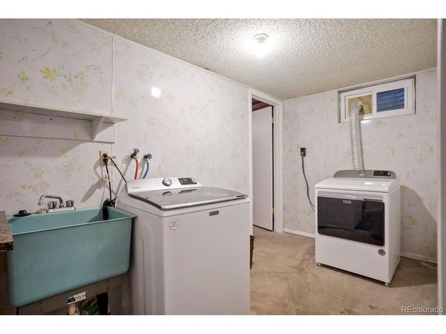 1743 S Dover Way, Lakewood, CO 80232