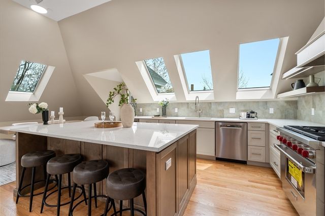 38 Spring Park Avenue 3, Boston, MA 02130