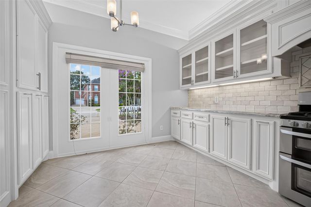 10310 Chevy Chase Drive, Houston, TX 77042