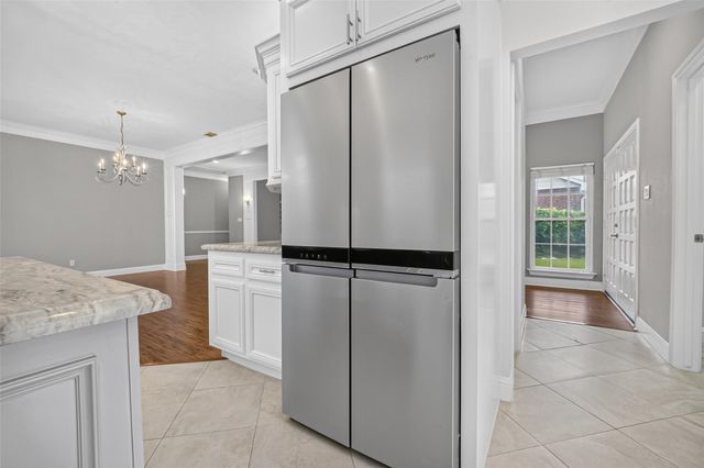 10310 Chevy Chase Drive, Houston, TX 77042