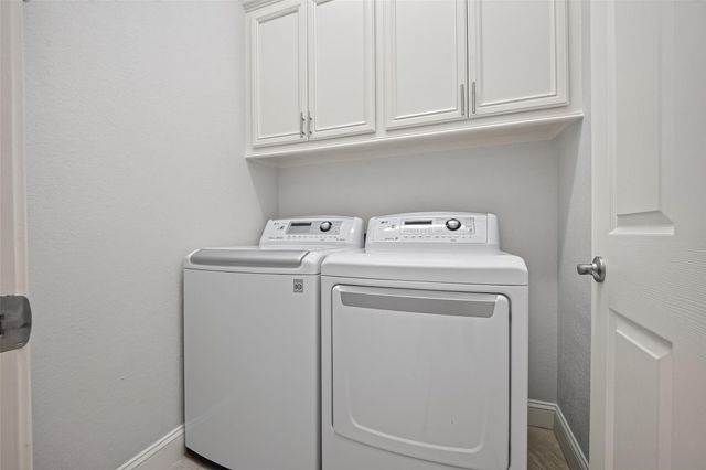 10310 Chevy Chase Drive, Houston, TX 77042