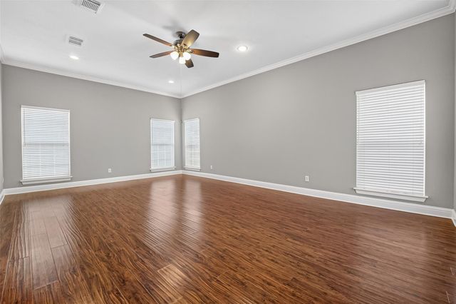 10310 Chevy Chase Drive, Houston, TX 77042